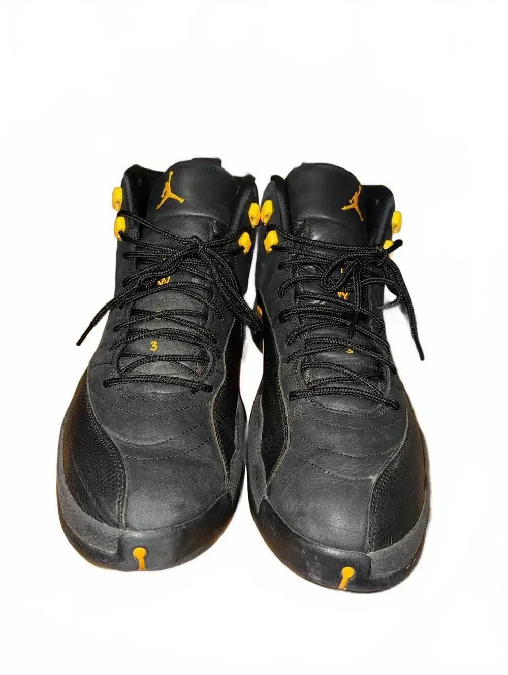 Jordan Retro 12 “Black Taxi” size 17